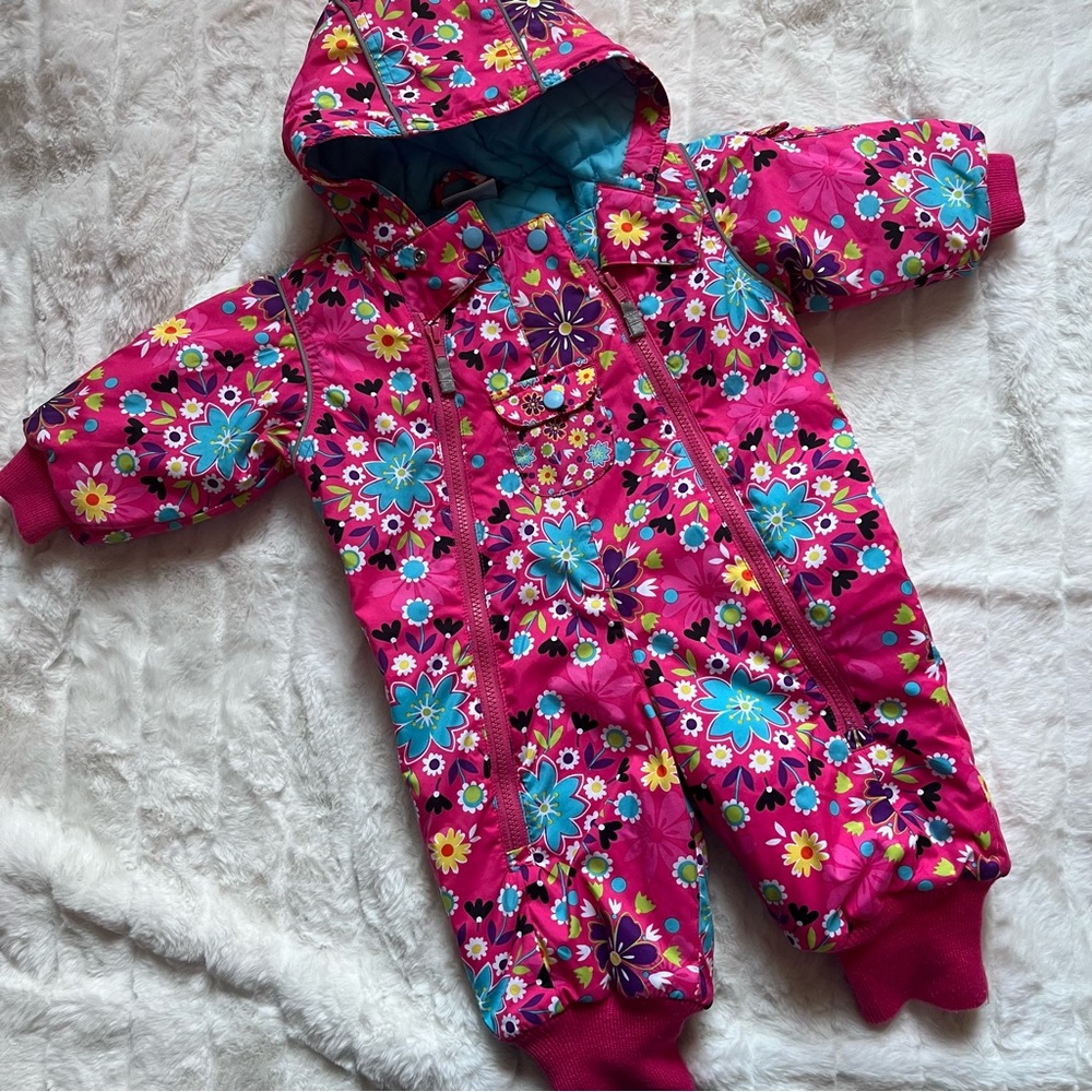Hanna andersson pink floral Snowsuit 6-12 month size 70